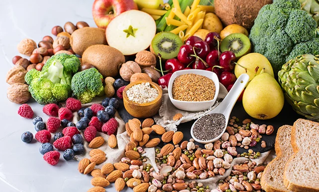 فوائد الألياف الغذائية صحيًا: أنواعها، مصادرها، وتأثيرها على الجسم