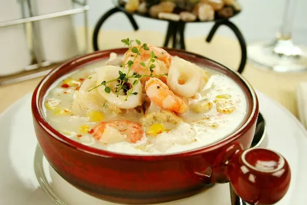 طريقة عمل شوربة سي فود بخطوات احترافية وطعم كريمي فاخر
