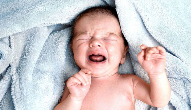 أسباب التشنج عند الأطفال: نظرة شاملة على الأعراض والتشخيص والعلاج