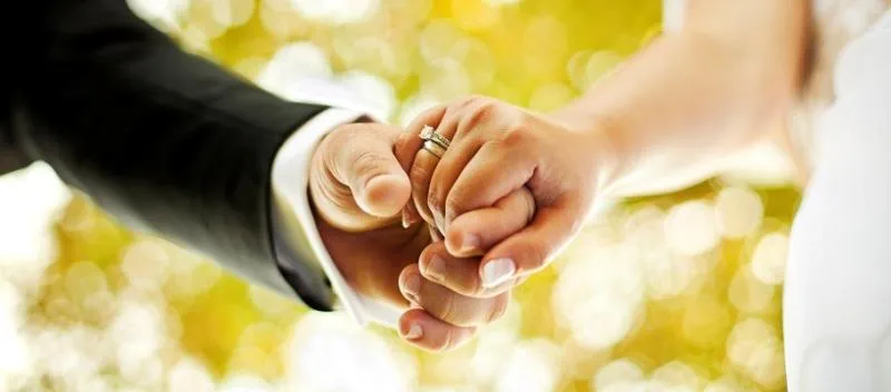 سن الزواج المناسب: متى يكون الوقت الأمثل للارتباط؟