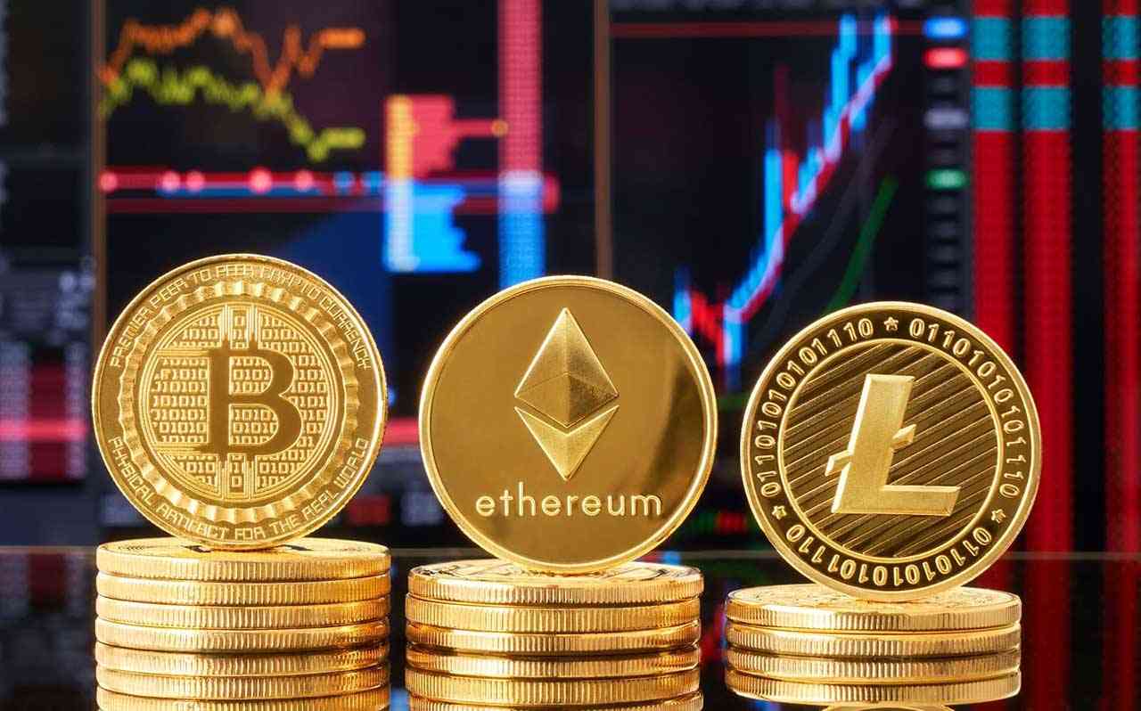 العملات الرقمية بين التشريع والمخاطر الاقتصادية