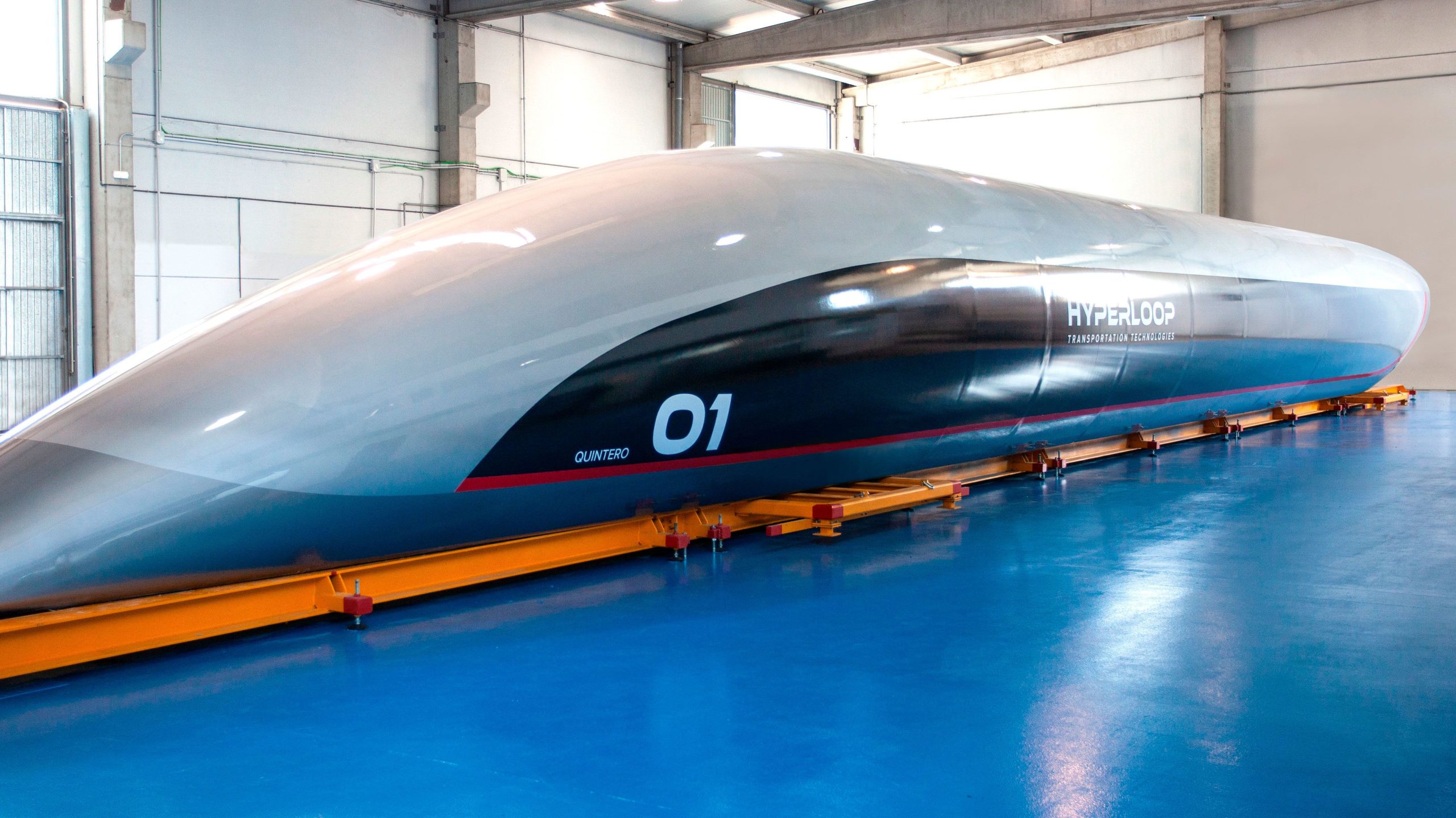 قطارات الـ Hyperloop: الثورة القادمة في عالم المواصلات السريعة والتكنولوجيا المستقبلية للنقل