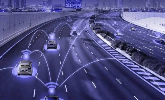 تطبيقات النقل الذكية: كيف غيرت التكنولوجيا طريقة تنقل الناس؟