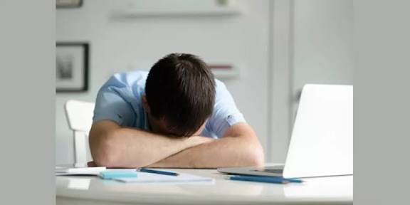 العقل المتعب: كيف يؤثر الإرهاق الذهني على صحة الجسم بالكامل؟