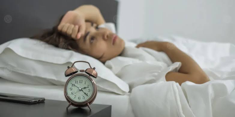 النوم المتقطع: العدو الخفي الذي يهدد صحتك دون أن تشعر