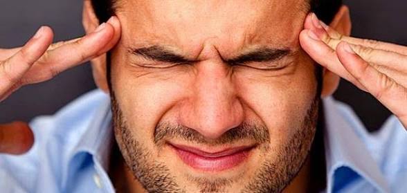 متى يجب أن تقلق من الصداع؟ علامات لا يجب تجاهلها