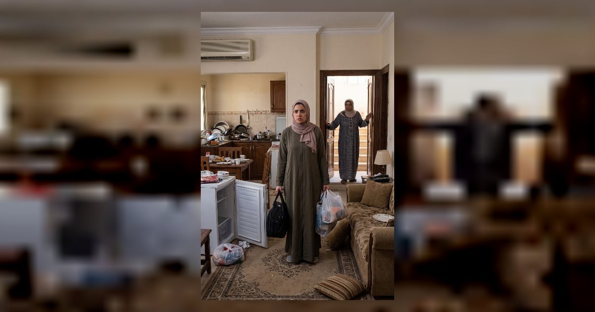 ابني بيسافر كل شهر يومين ثلاثه مرات ابني بتستغل الوقت