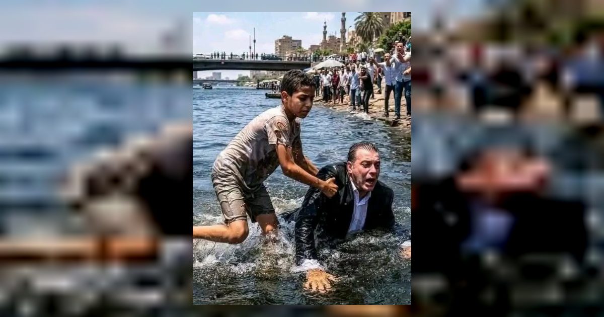 طفل حافي القدمين عمره 12 سنة رمى نفسه في نهر النيل عشان ينقذ راجل لابس بدلة غالية.