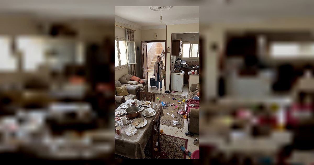 ابني بيسافر كل شهر يومين ثلاثه مرات ابني